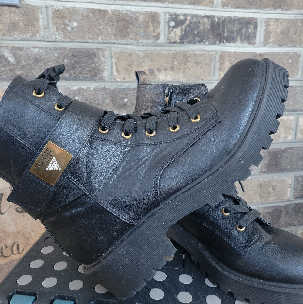 GUESS combat boots